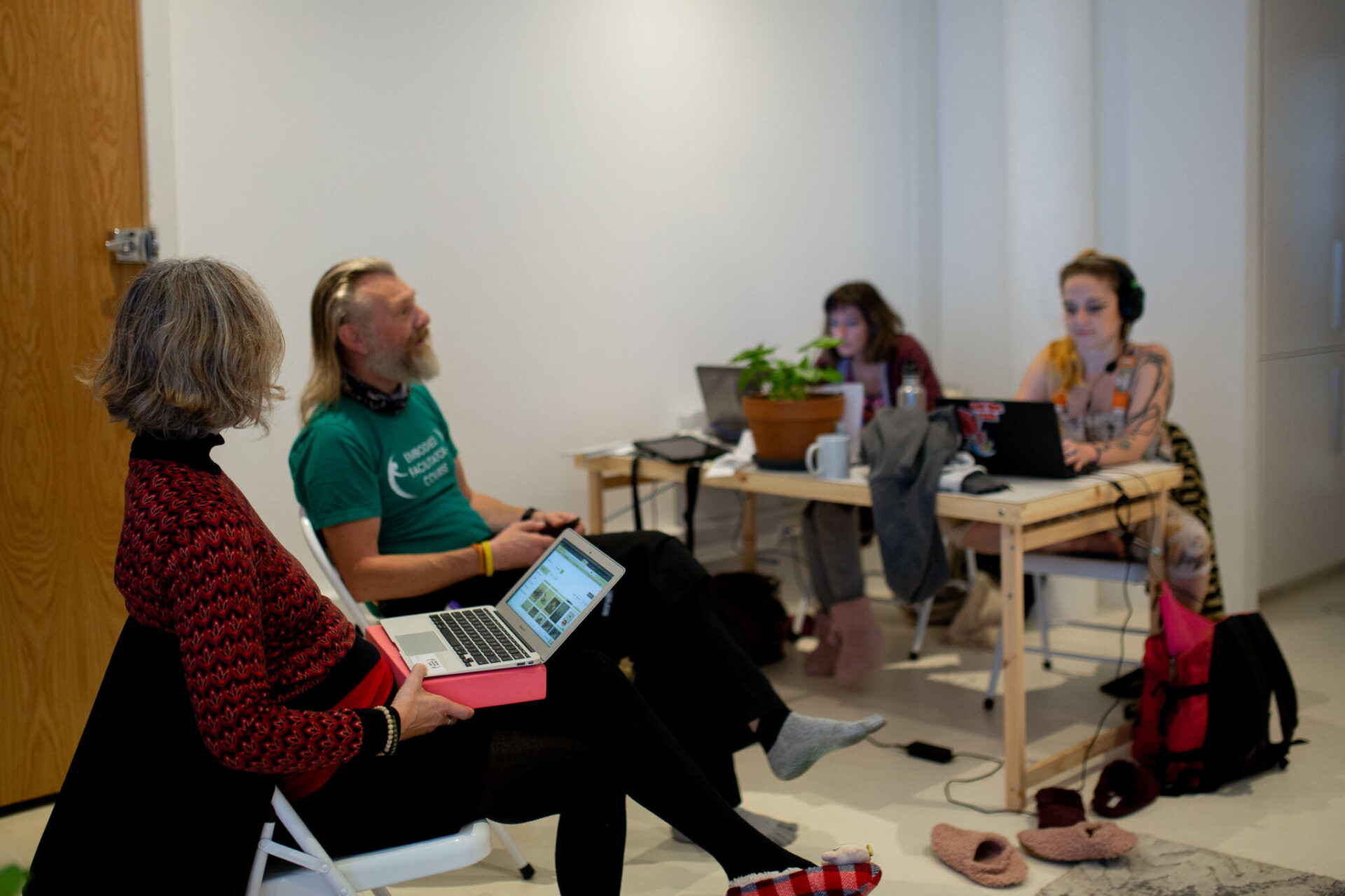 Creating an online course: summit replays